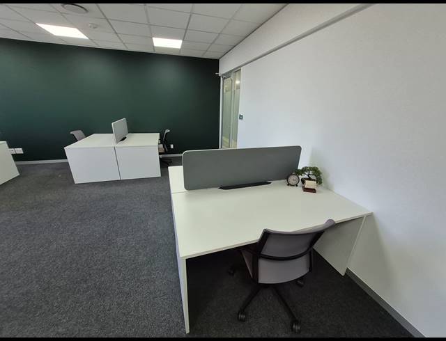 93M² OFFICE TO LET IN SANDTON CENTRAL